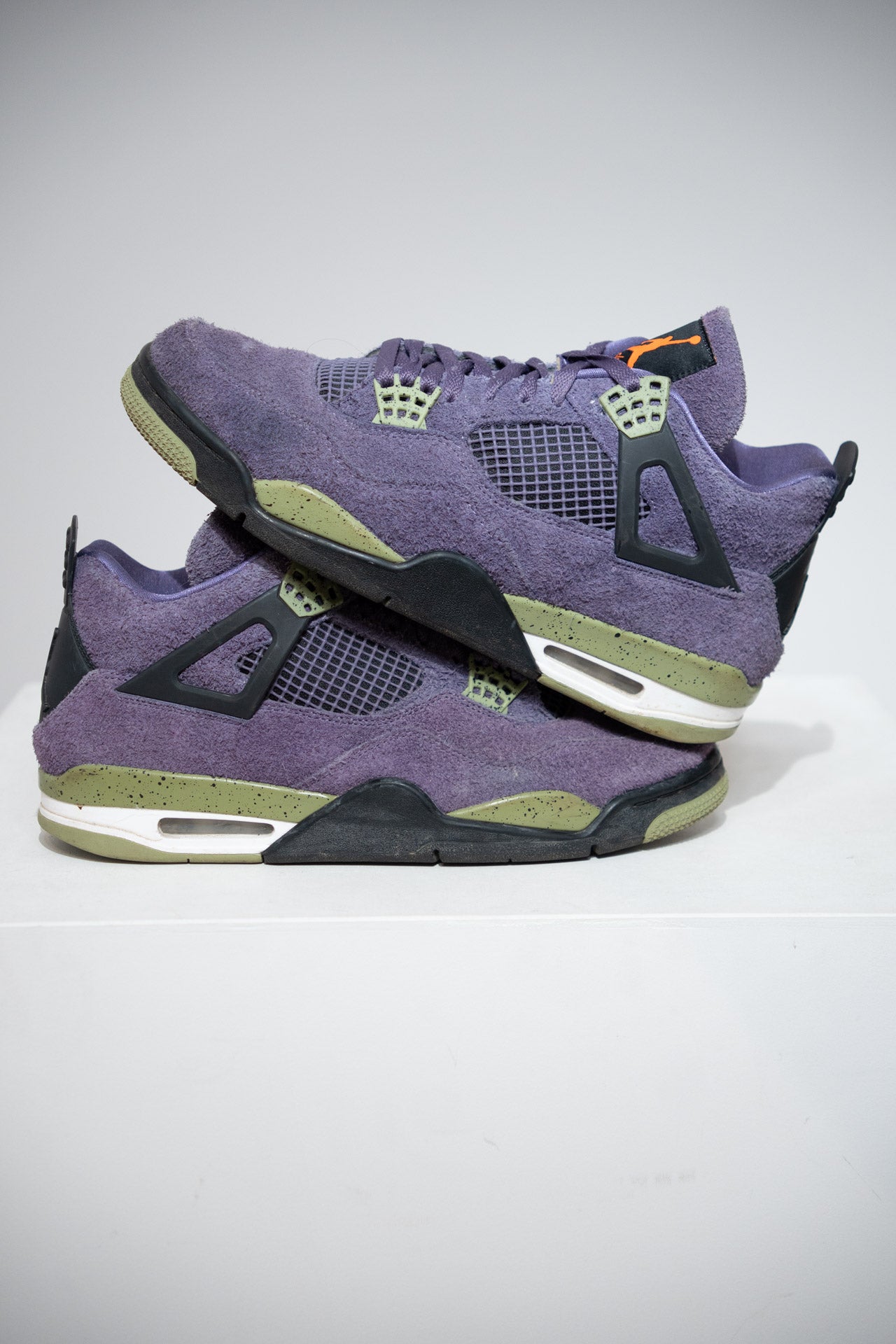 Jordan 4 Canyon purple (Taille 45,5)
