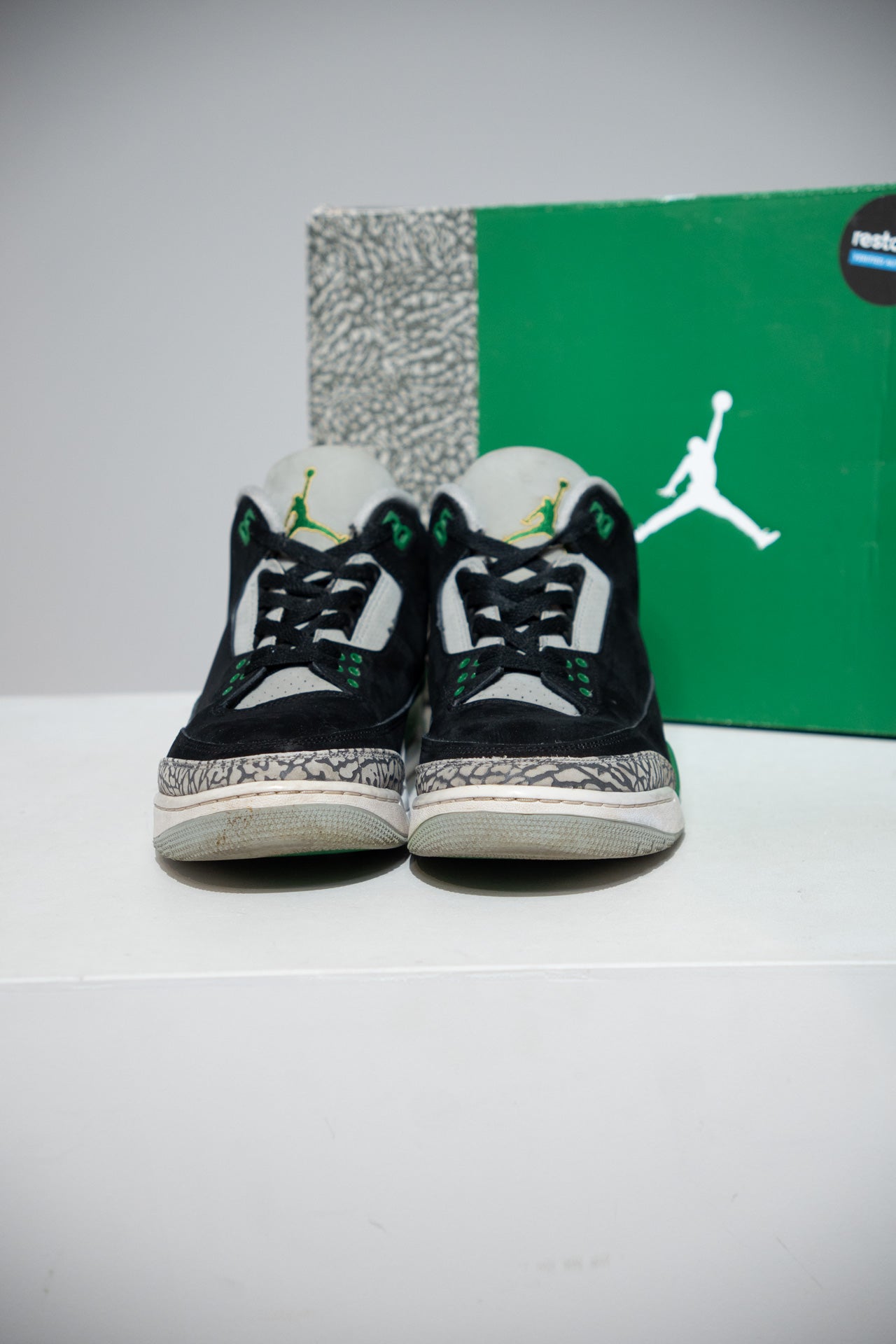 Jordan 3 Pine green (Taille 44,5)