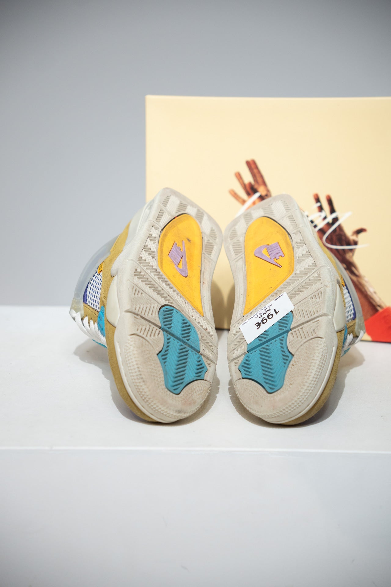 Jordan 4 Union Desert Moss (Taille 41)