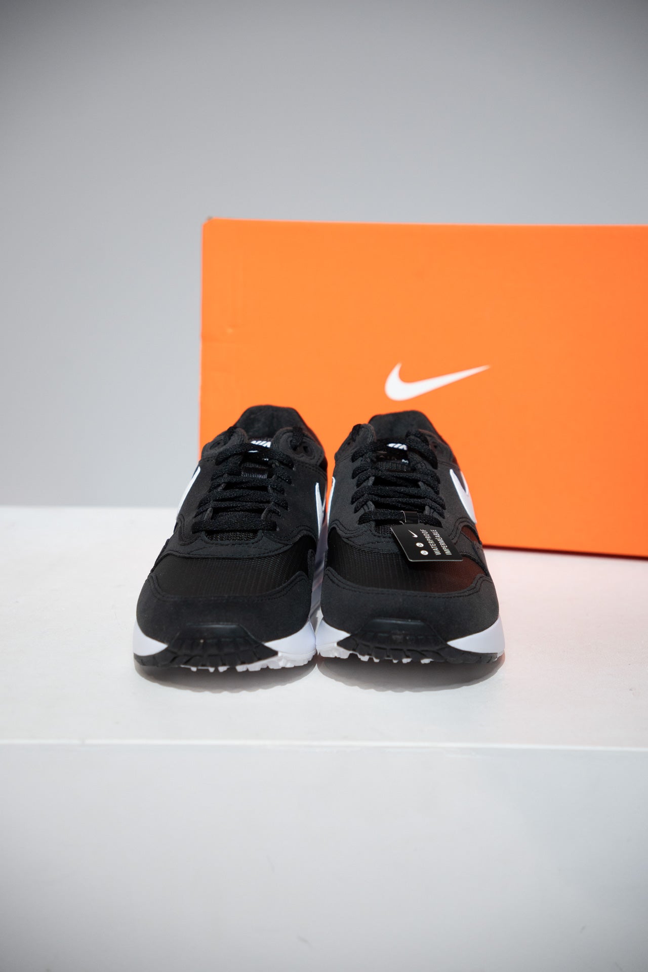 Air Force 1 86 Black White (Taille 40)