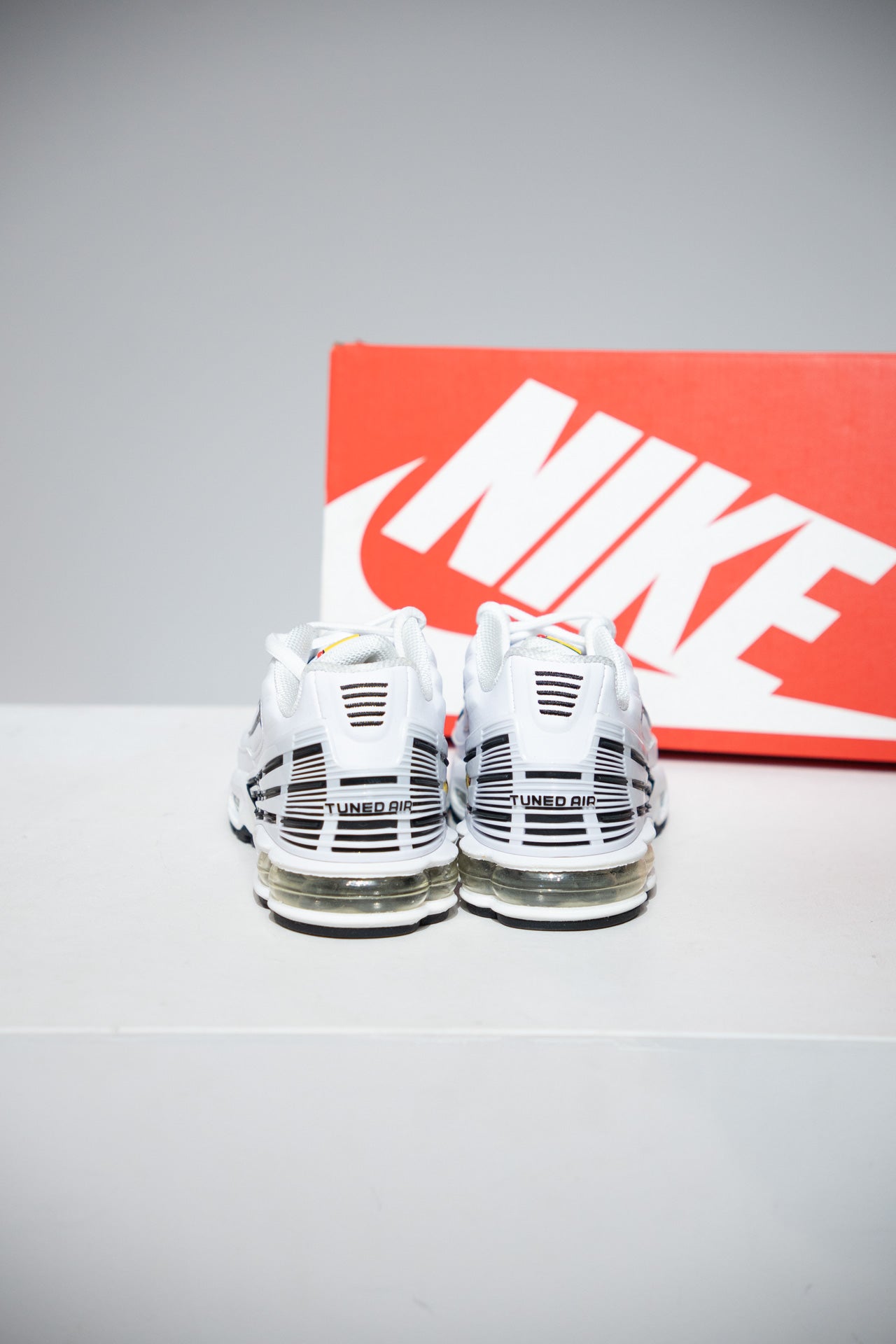Air Max Plus (TN) 3 White Black (Taille 36)