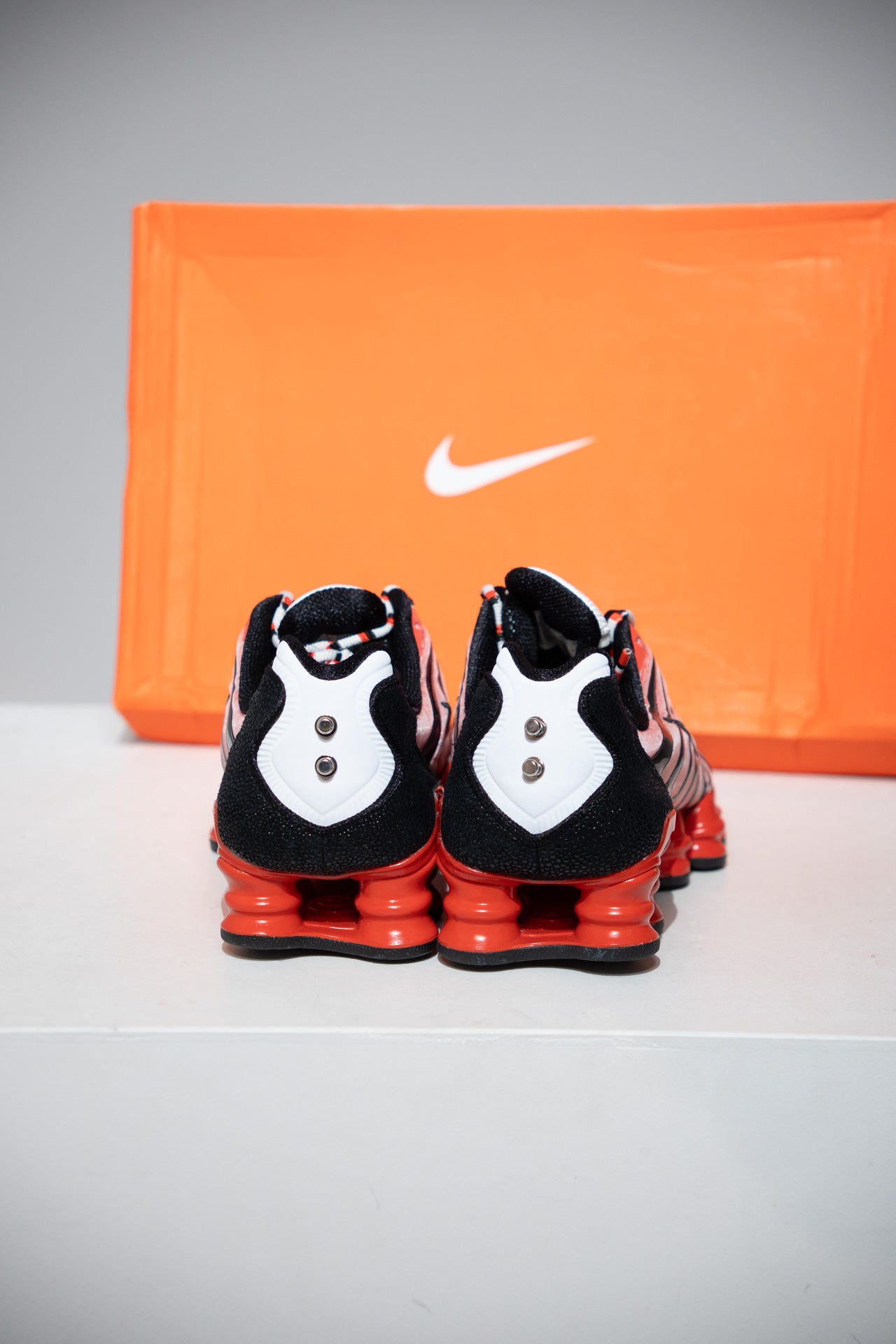 Shox Tisci habanero (Taille 39)