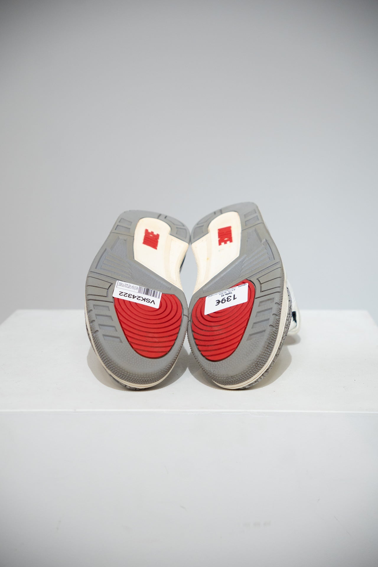 Jordan 3 White Cement Reimagined (Taille 45)