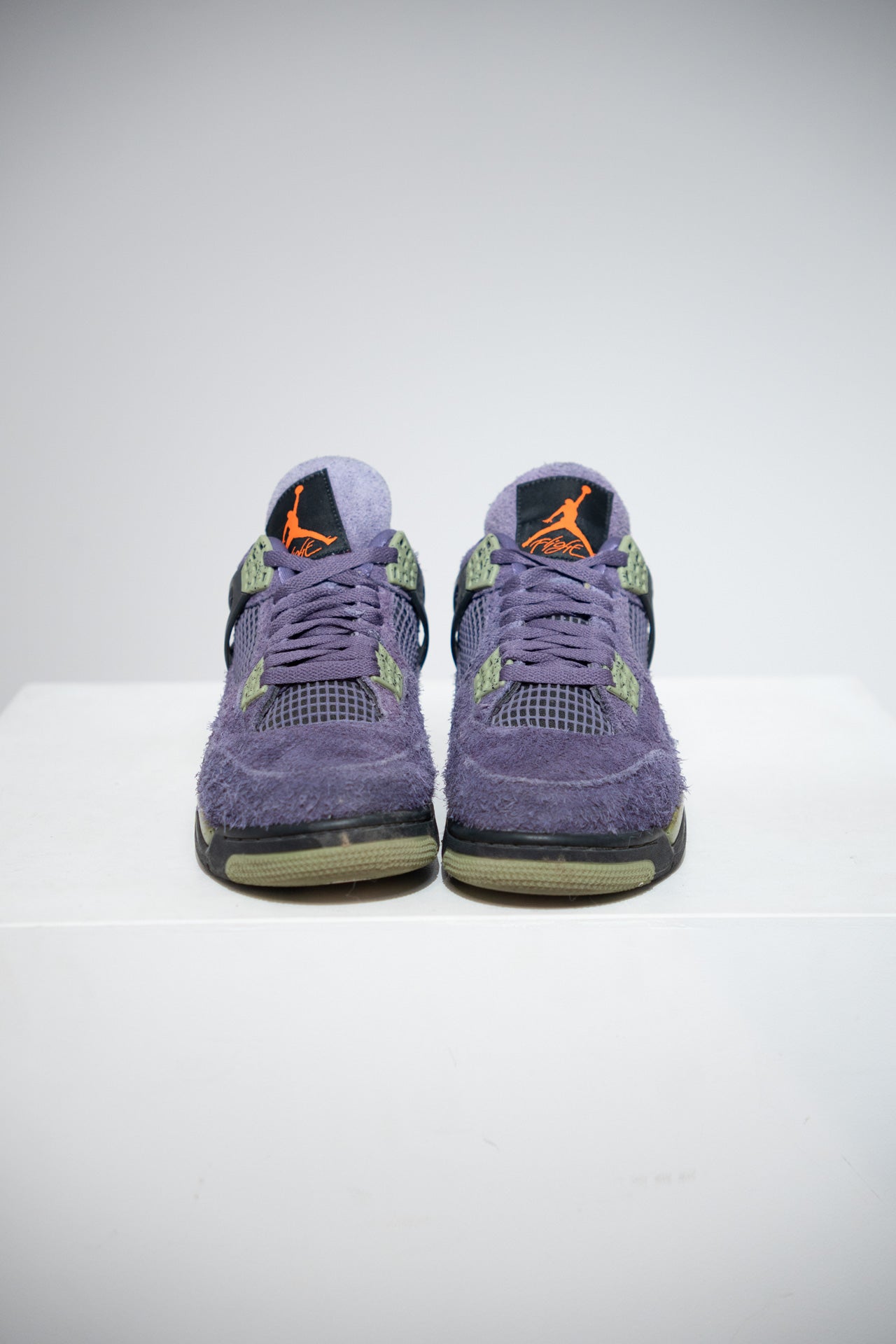 Jordan 4 Canyon purple (Taille 42)