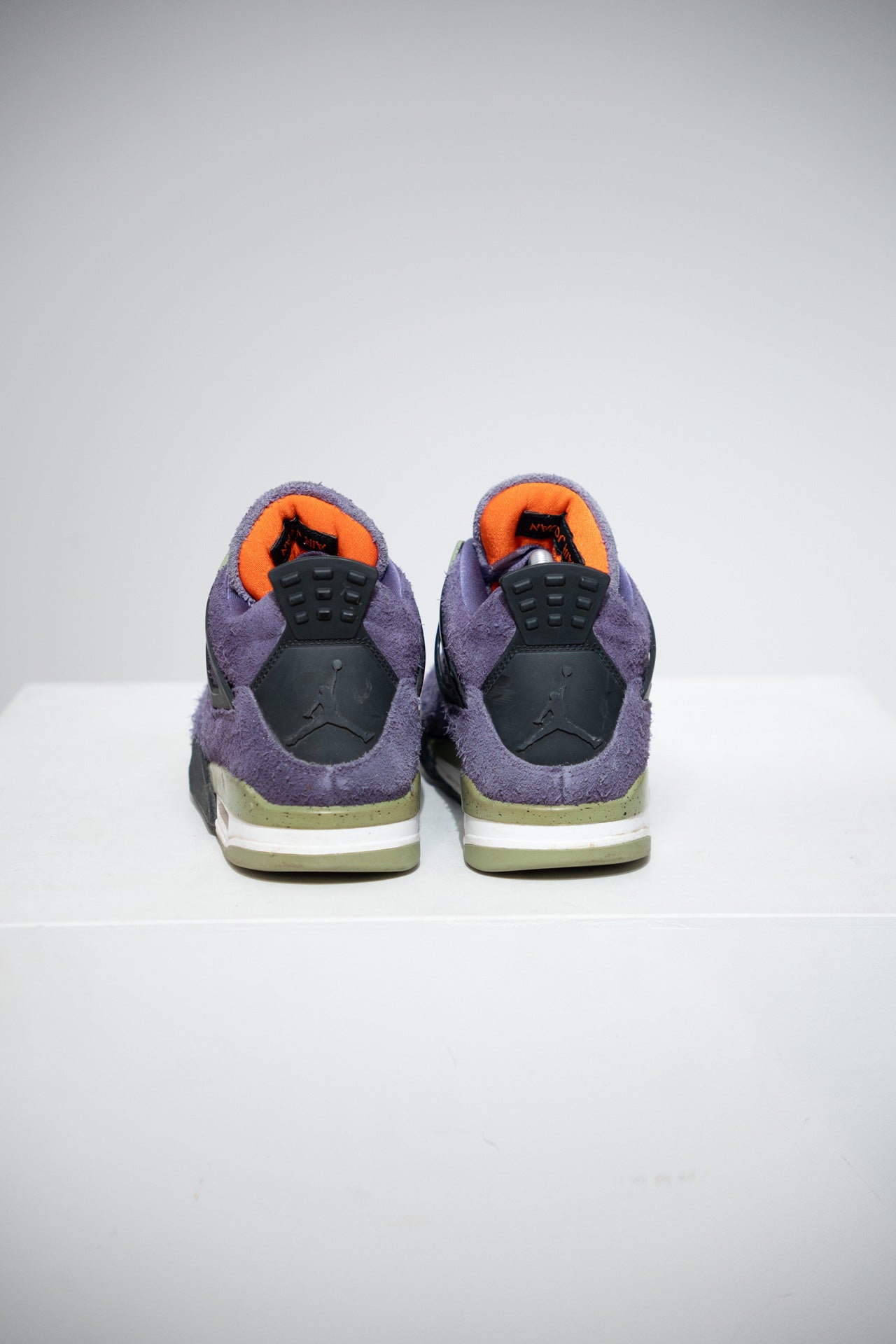 Jordan 4 Canyon purple (Taille 42)