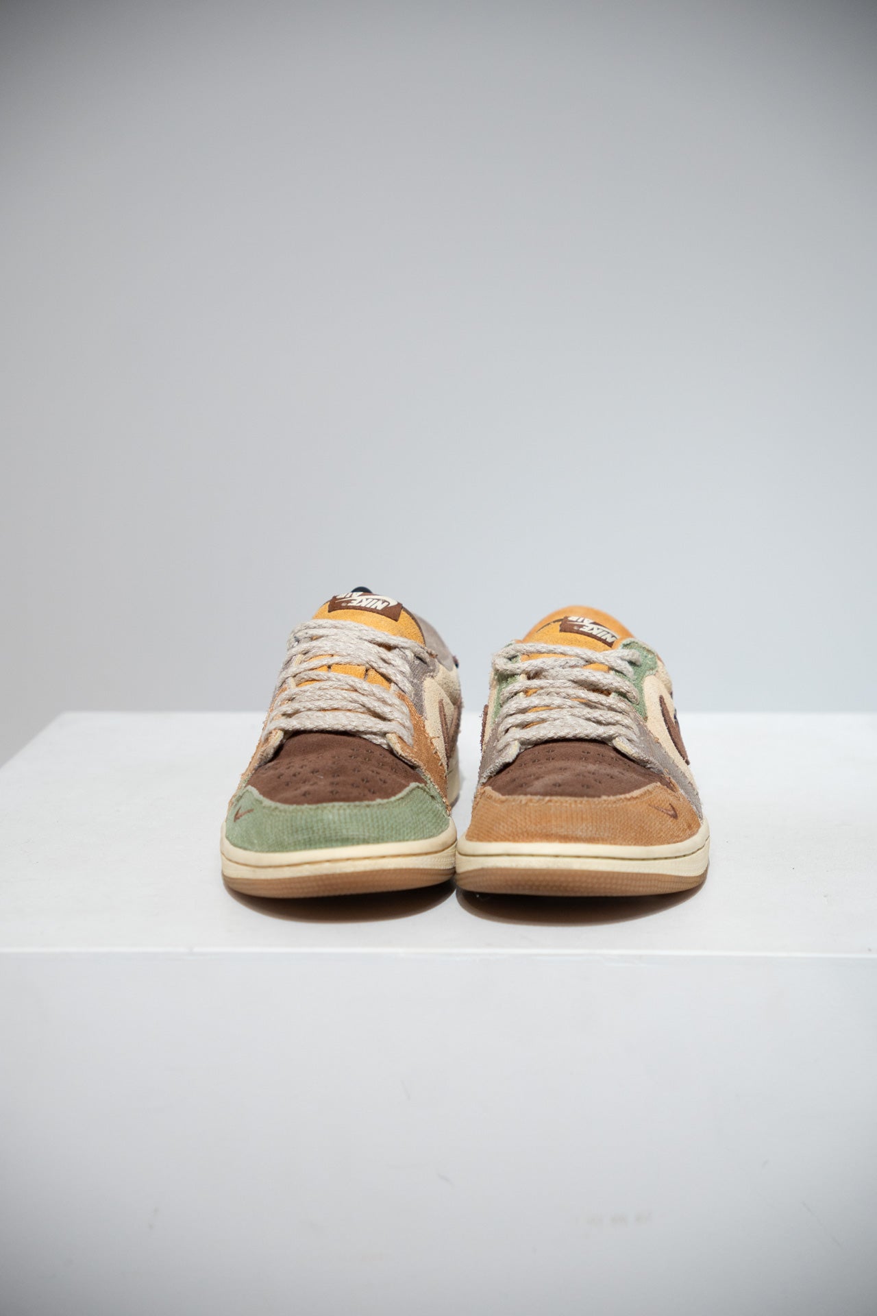 Jordan 1 Low Voodoo Zion Williamson (Taille 42,5)