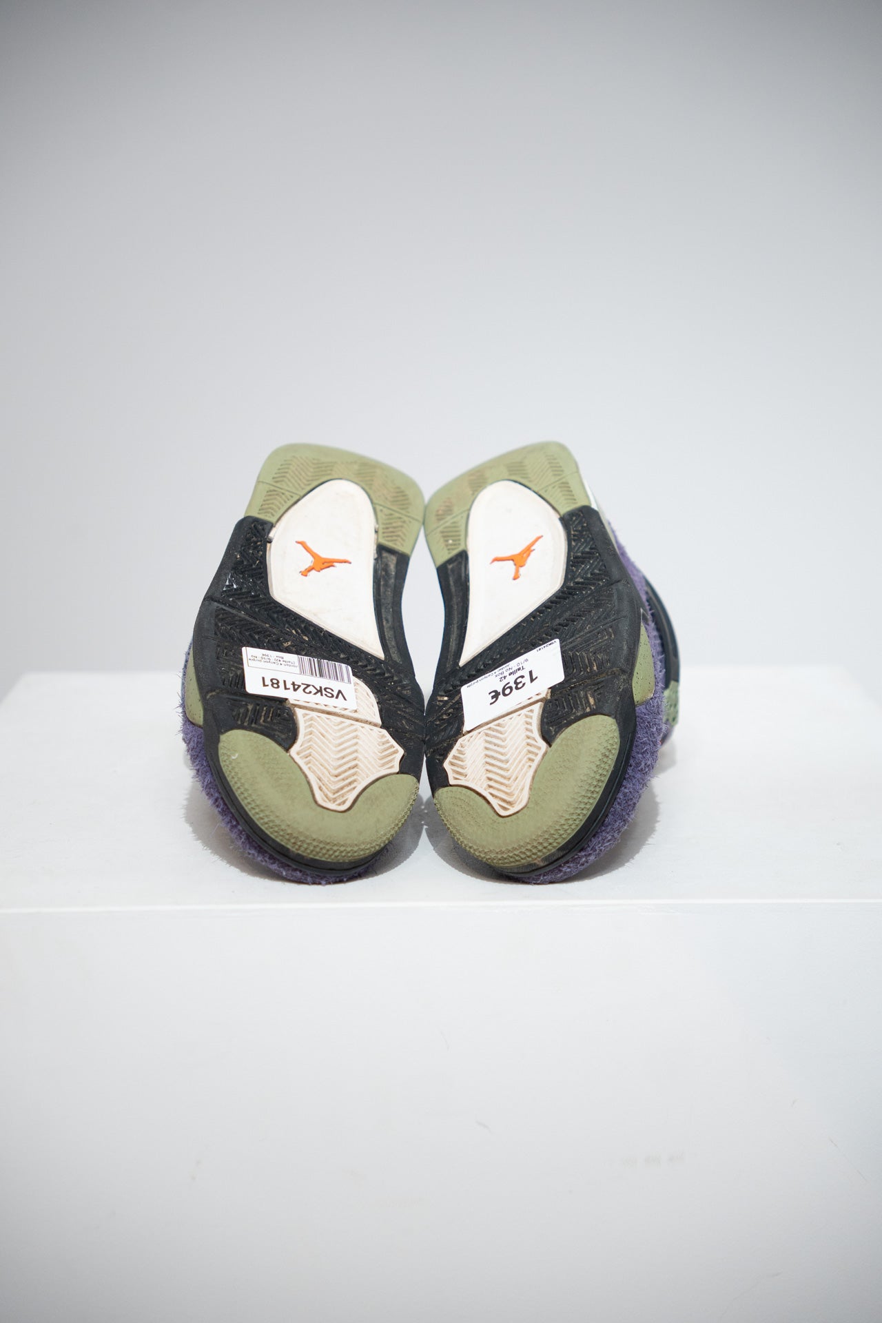 Jordan 4 Canyon purple (Taille 42)