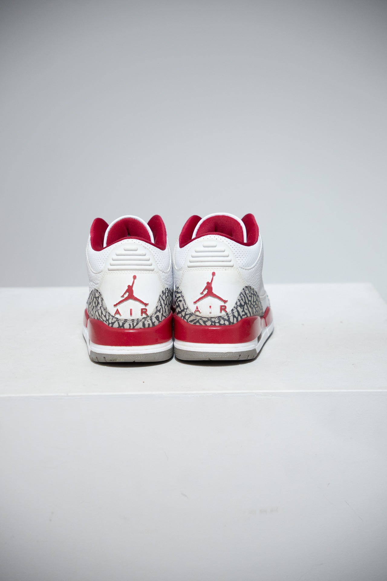 Jordan 3 Cardinal Red (Taille 40)
