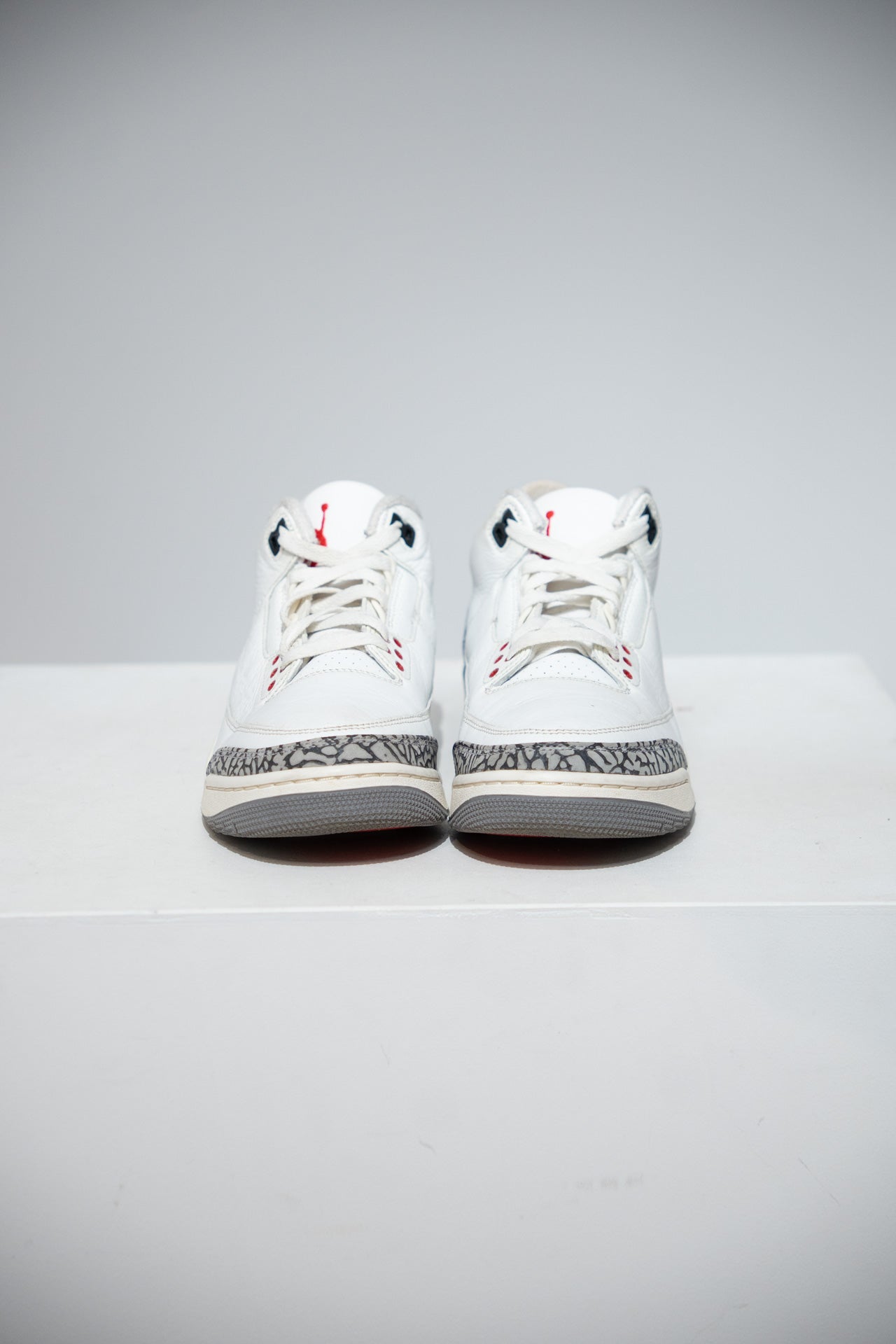 Jordan 3 White Cement Reimagined (Taille 40,5)