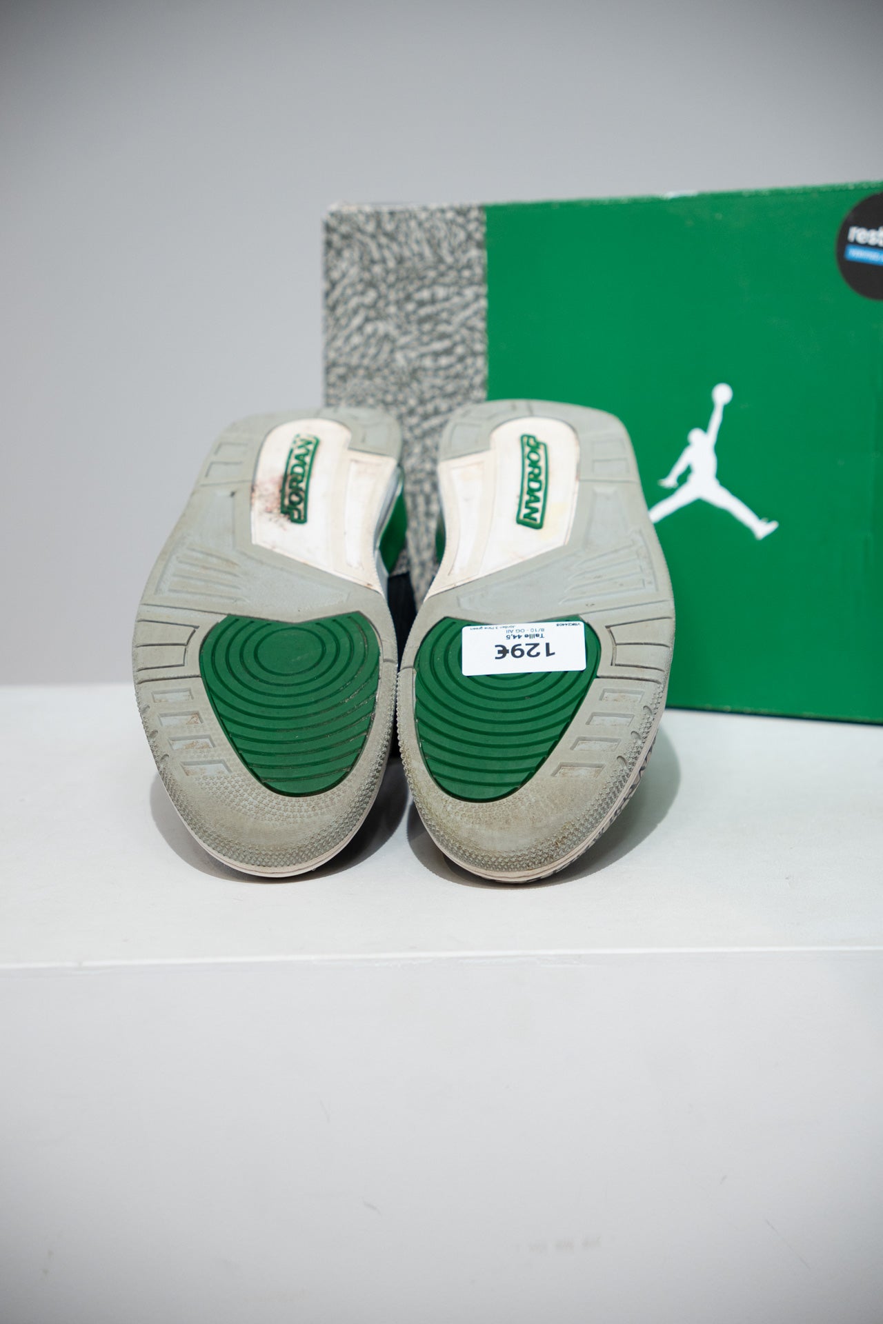 Jordan 3 Pine green (Taille 44,5)