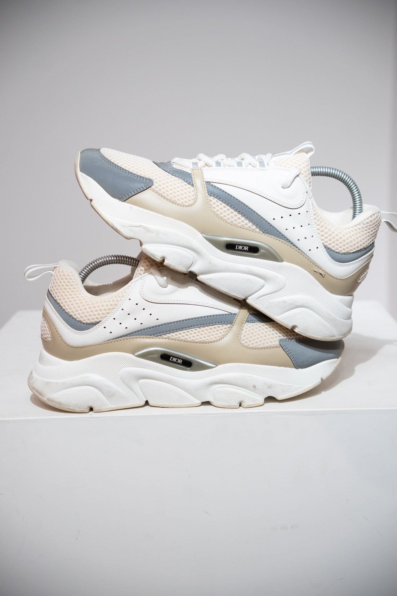 Dior B22 Beige (Taille 42)