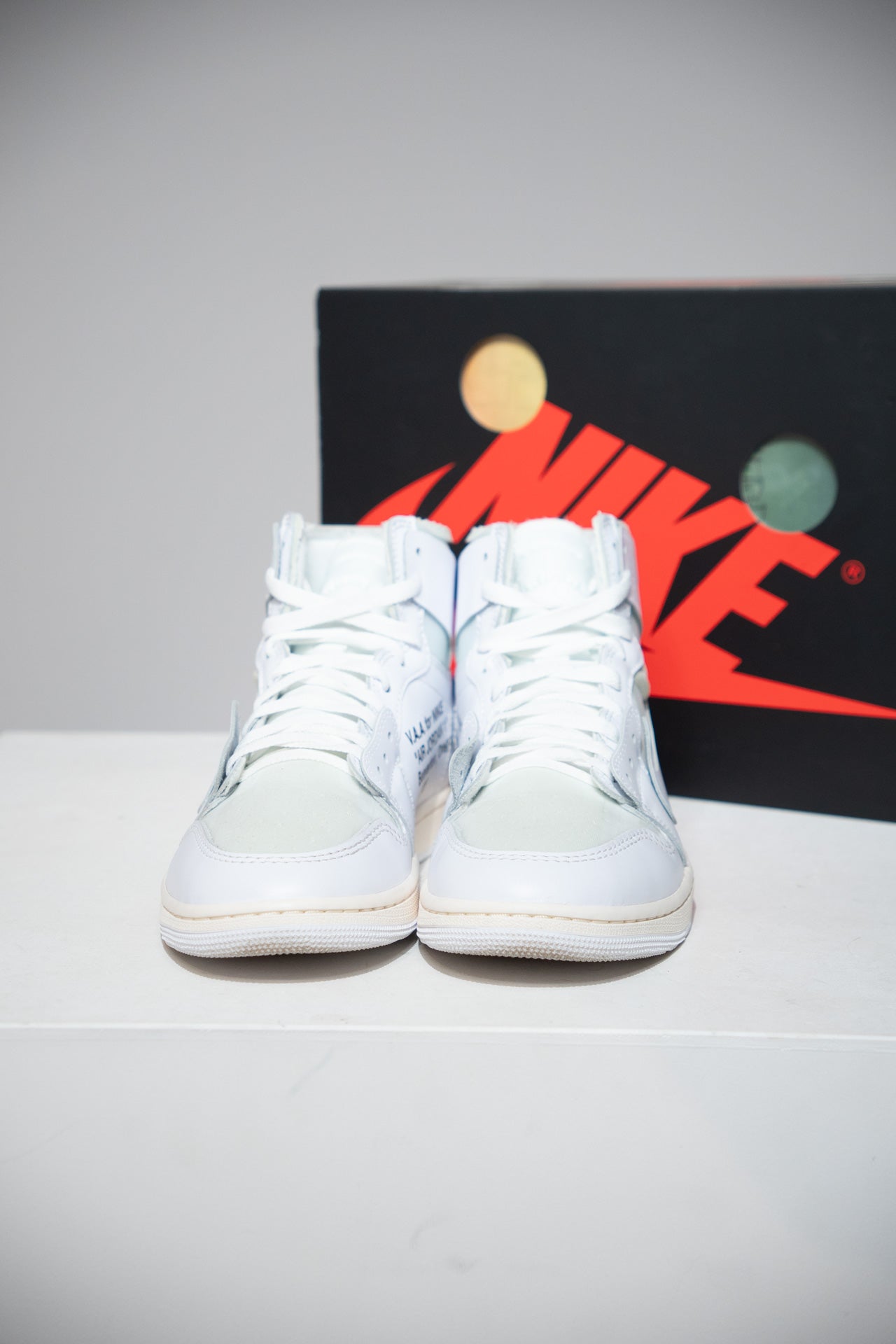 Jordan 1 High Off White Alaska (Taille 42,5)