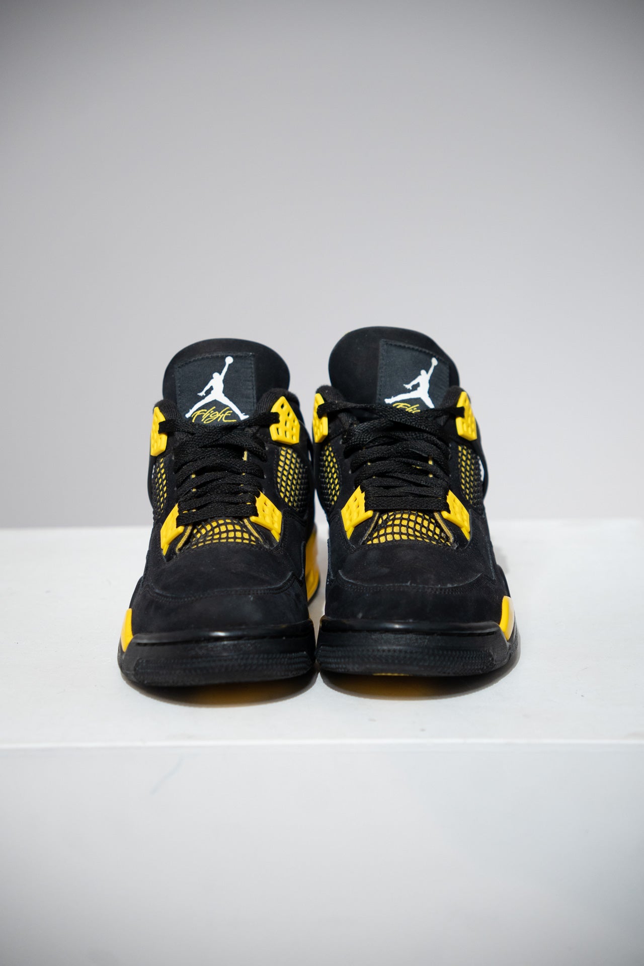 Jordan 4 Thunder (Taille 43)