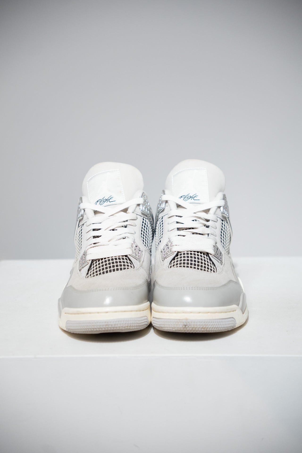 Jordan 4 Frozen Moments (Taille 44,5)
