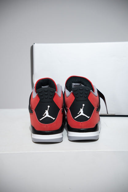 Jordan 4 Toro Bravo 2026 (Taille 41)