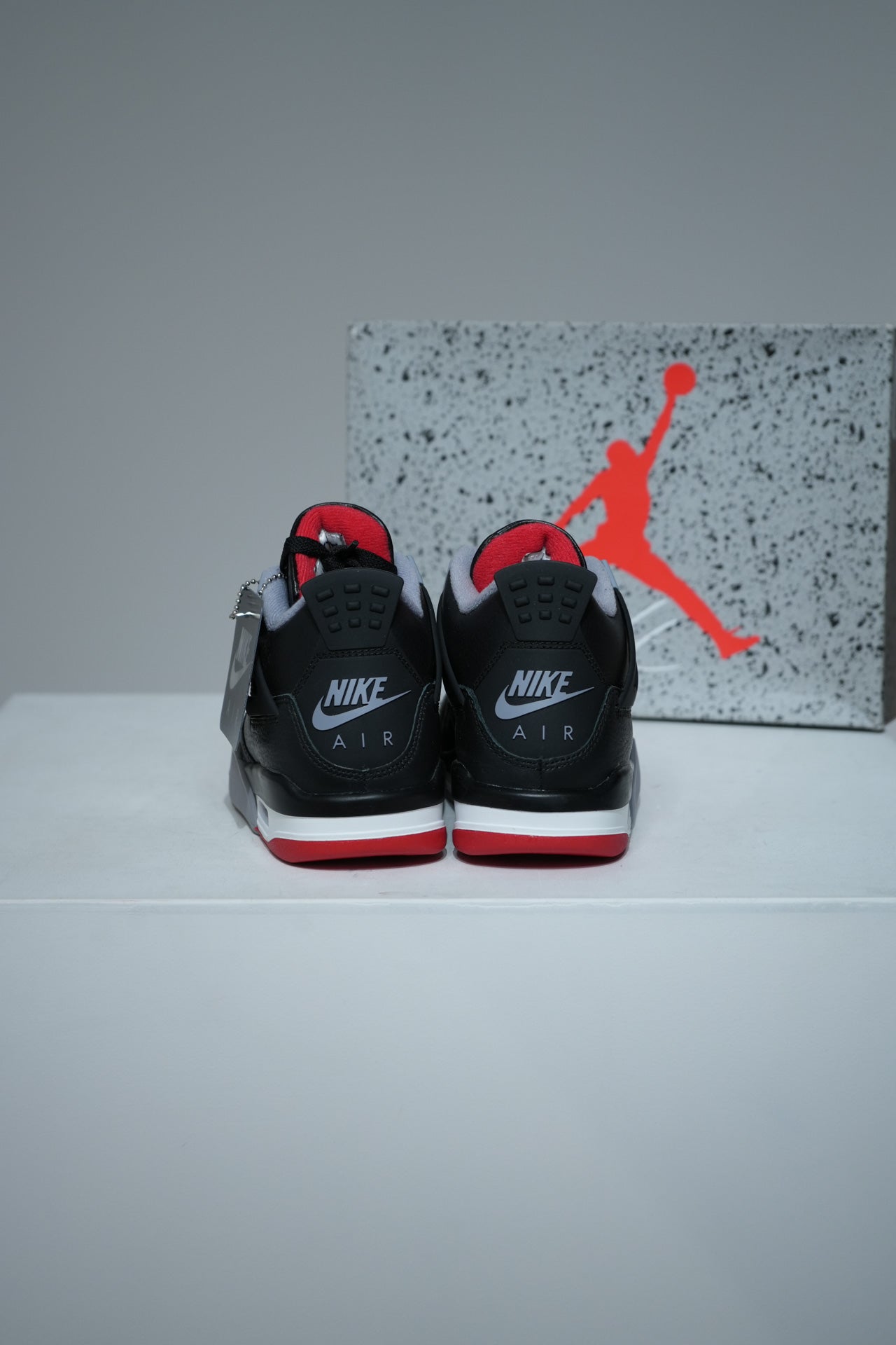 Jordan 4 Bred Reimagined GS (Taille 37,5)