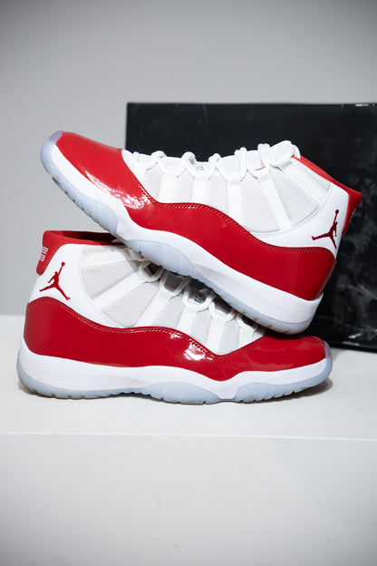 Jordan 11 Cherry (Taille 43)