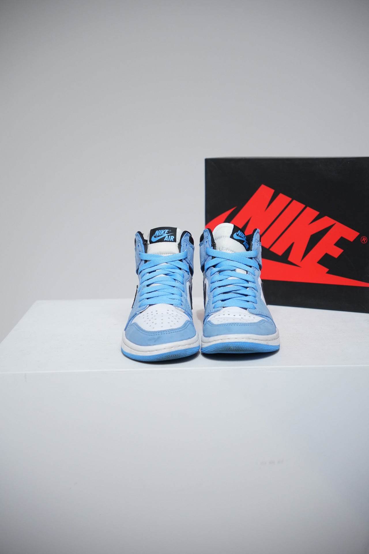 Jordan 1 High University Blue GS (Taille 35,5)