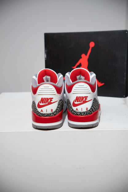 Jordan 3 Fire Red (Taille 43)