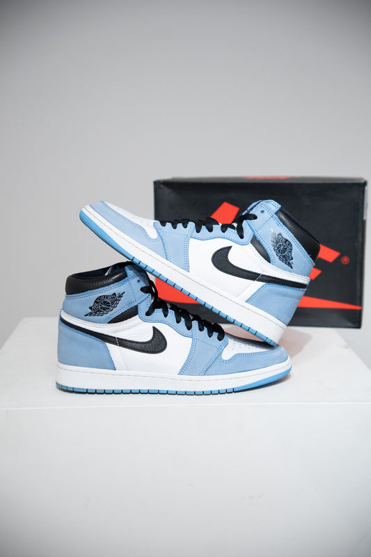 Jordan 1 High University Blue (Taille 42,5)