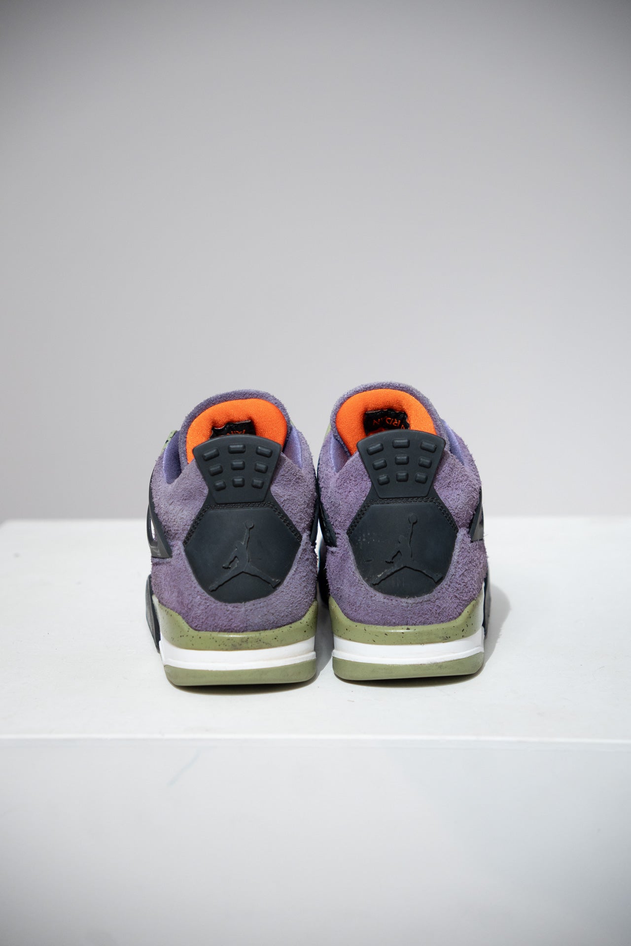 Jordan 4 Canyon purple (Taille 40)