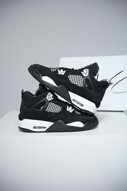 Jordan 4 White Thunder GS (Taille 39)