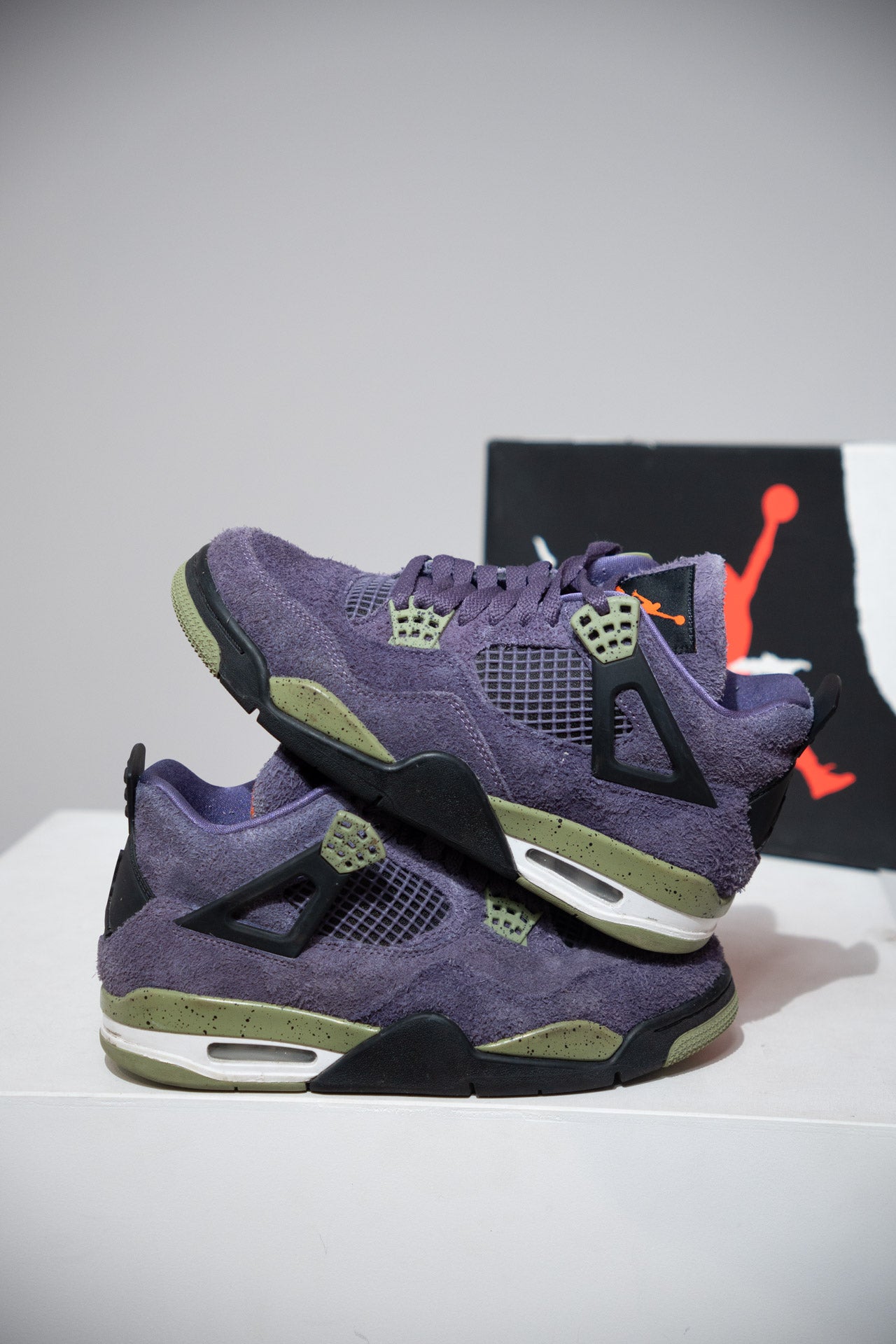 Jordan 4 Canyon purple (Taille 38,5)