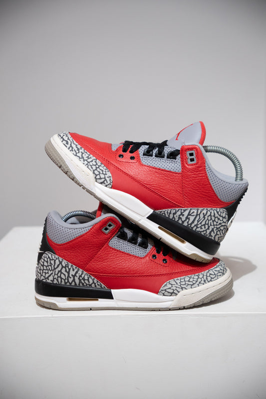 Jordan 3 Fire Red SE GS (Taille 37,5)