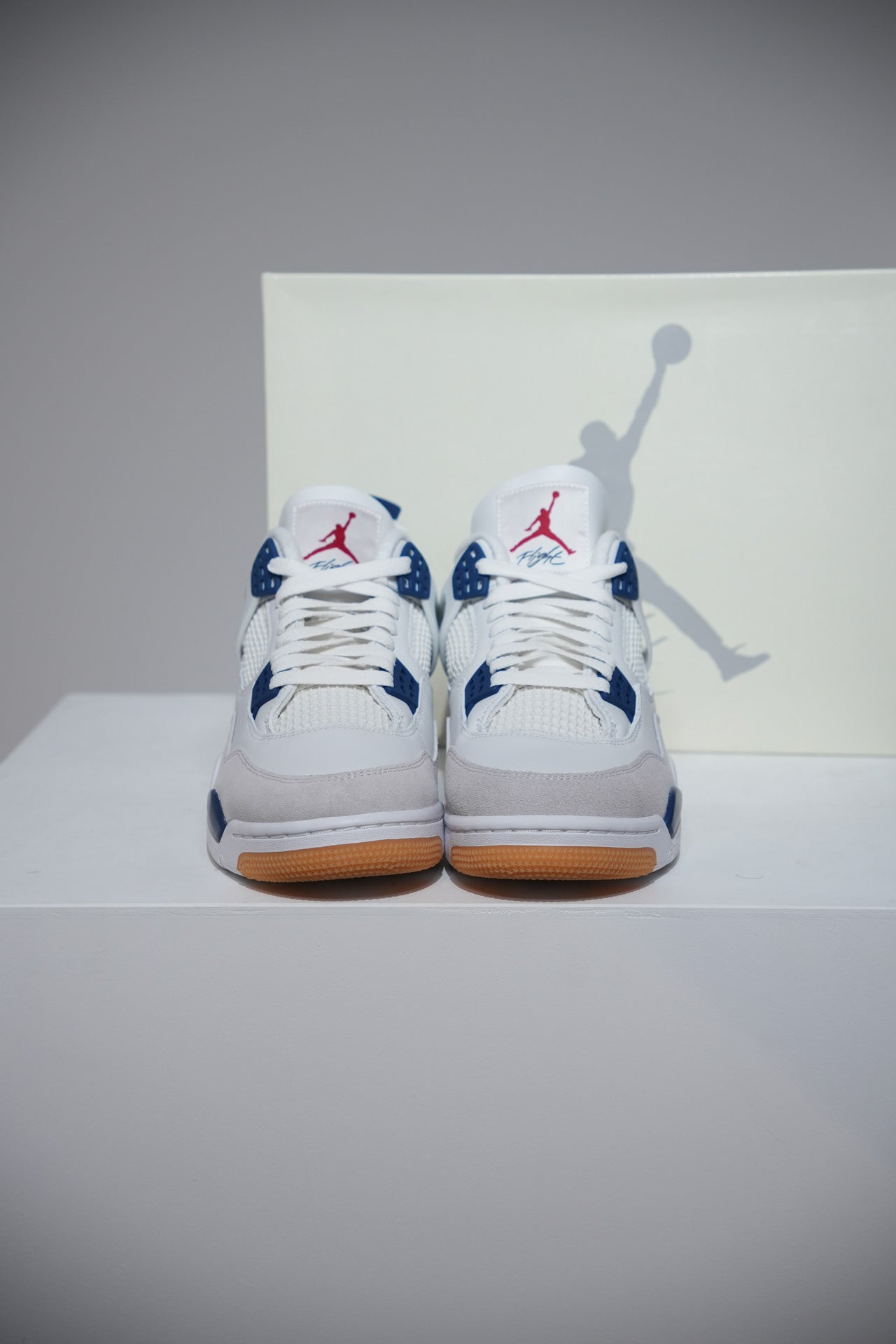 Jordan 4 SB Navy (Taille 45)