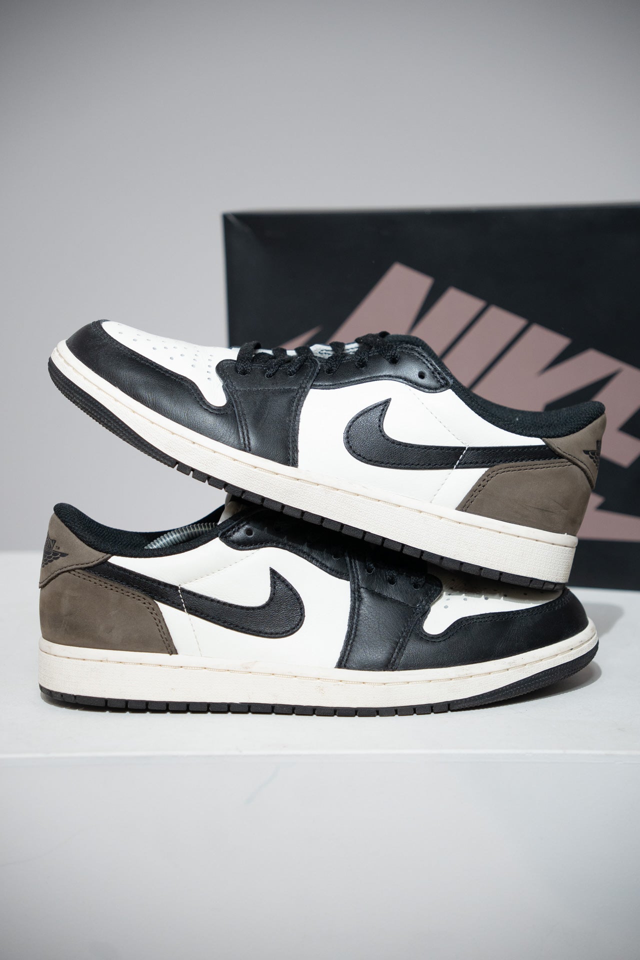 Jordan 1 Low Mocha (Taille 43)
