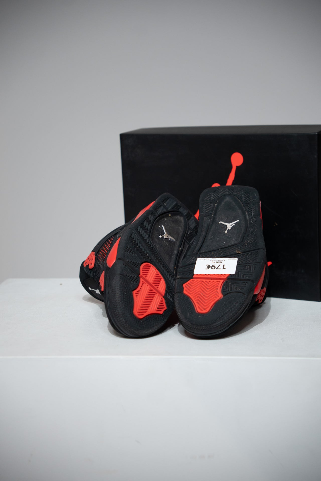 Jordan 4 Red Thunder (Taille 40)