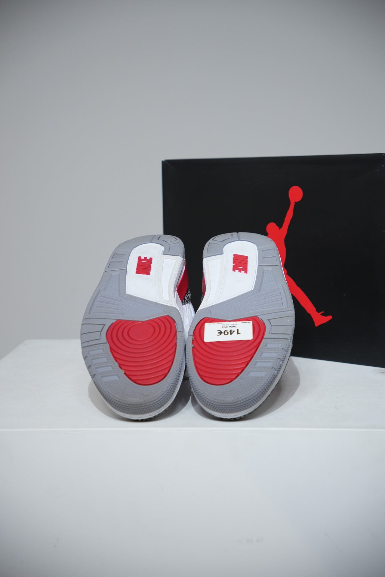 Jordan 3 Fire Red (Taille 44,5)