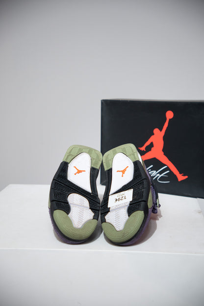 Jordan 4 Canyon purple (Taille 37,5)
