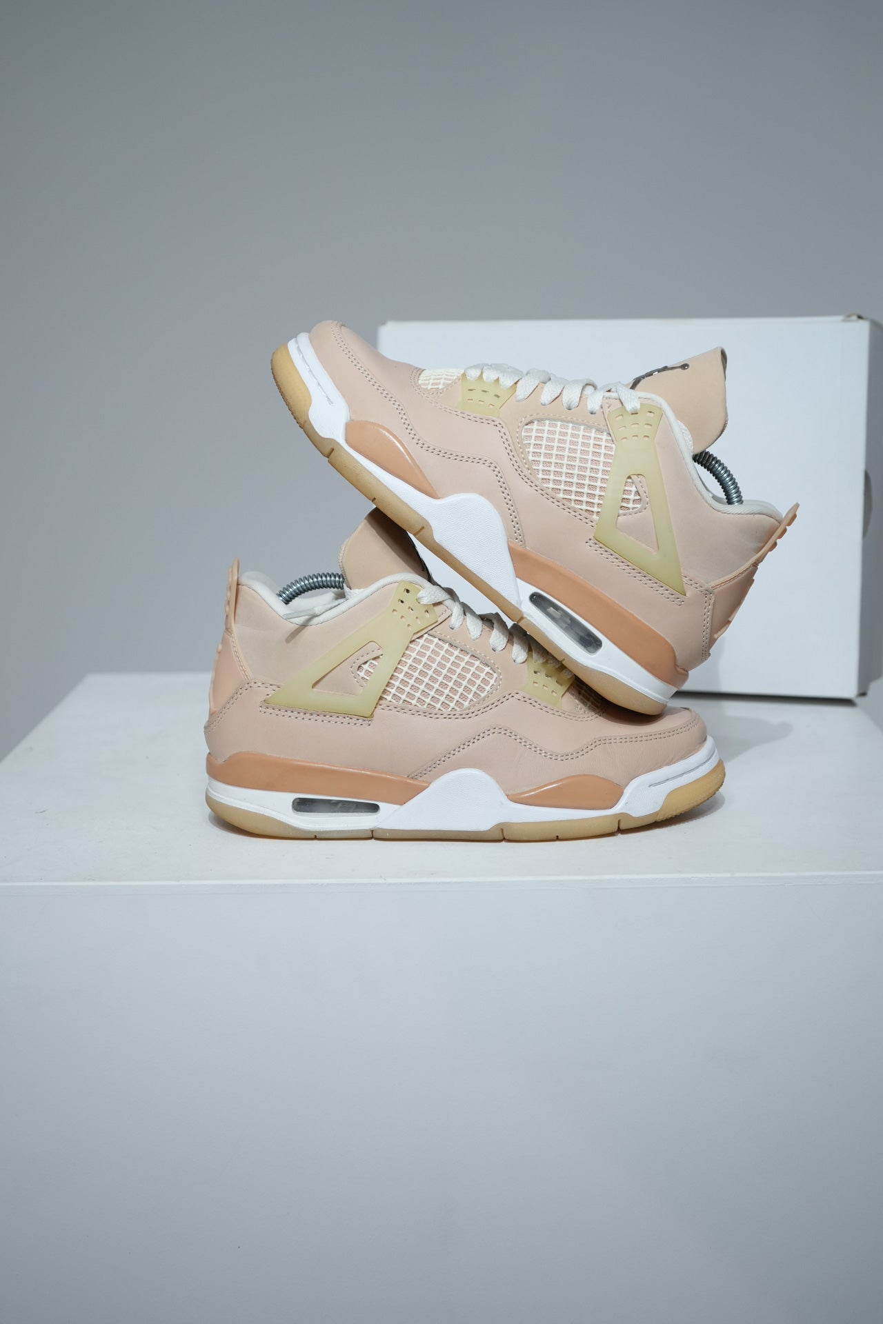 Jordan 4 Shimmer (Taille 36,5)