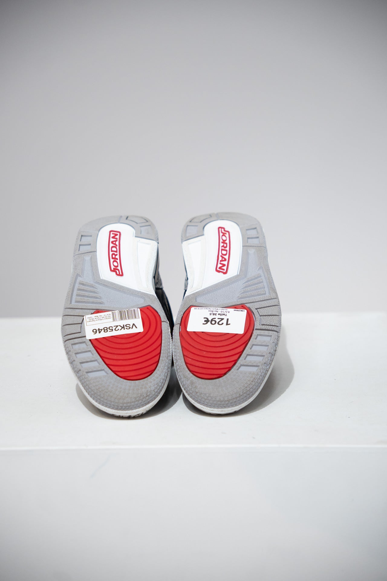 Jordan 3 Black Cement 2018 GS (Taille 38,5)