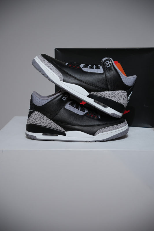 Jordan 3 Black Cement Reimagined (Taille 44)