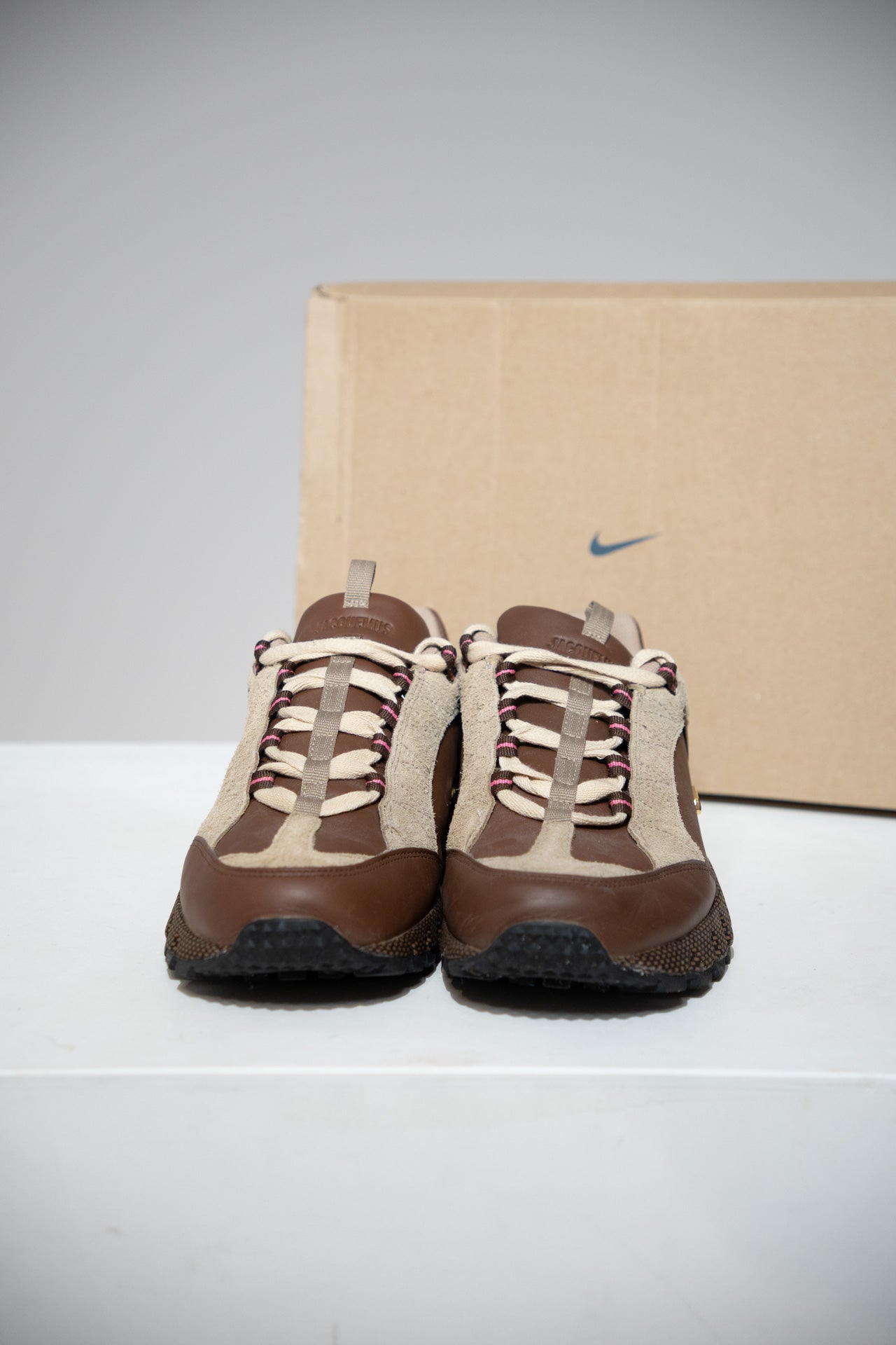 Jacquemus Air Humara Brown (Taille 42,5)