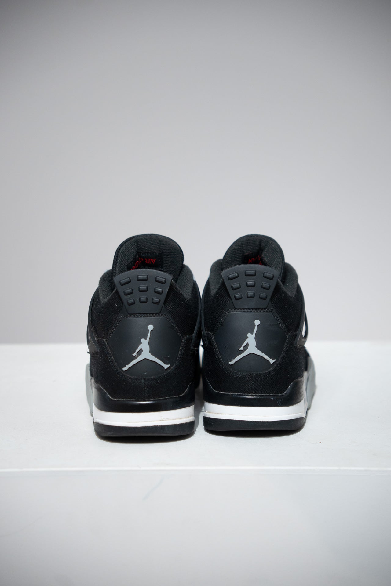 Jordan 4 Black Canvas (Taille 44,5)