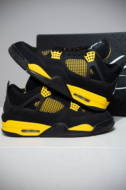Jordan 4 Thunder (Taille 45)