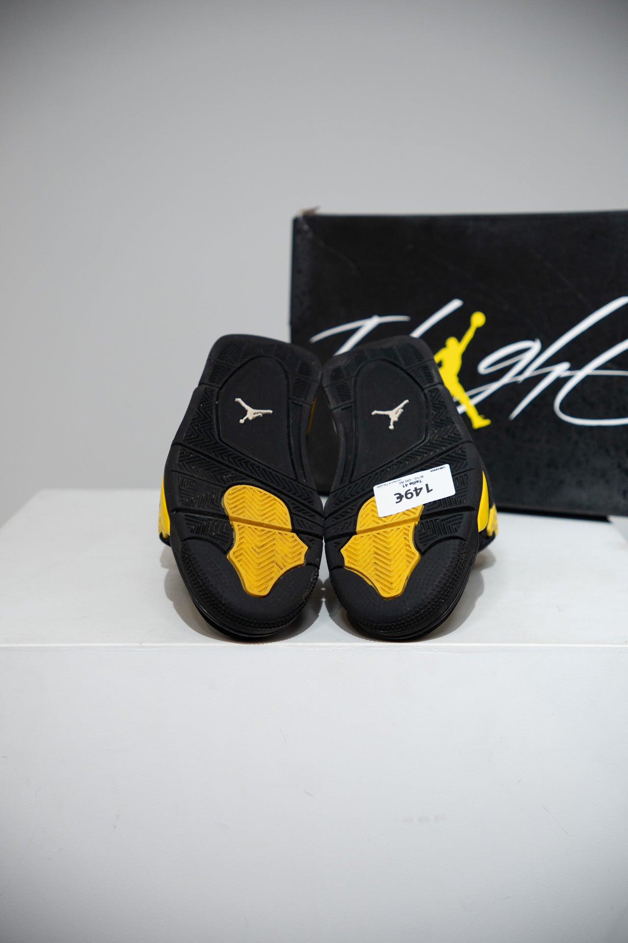 Jordan 4 Thunder (Taille 41)
