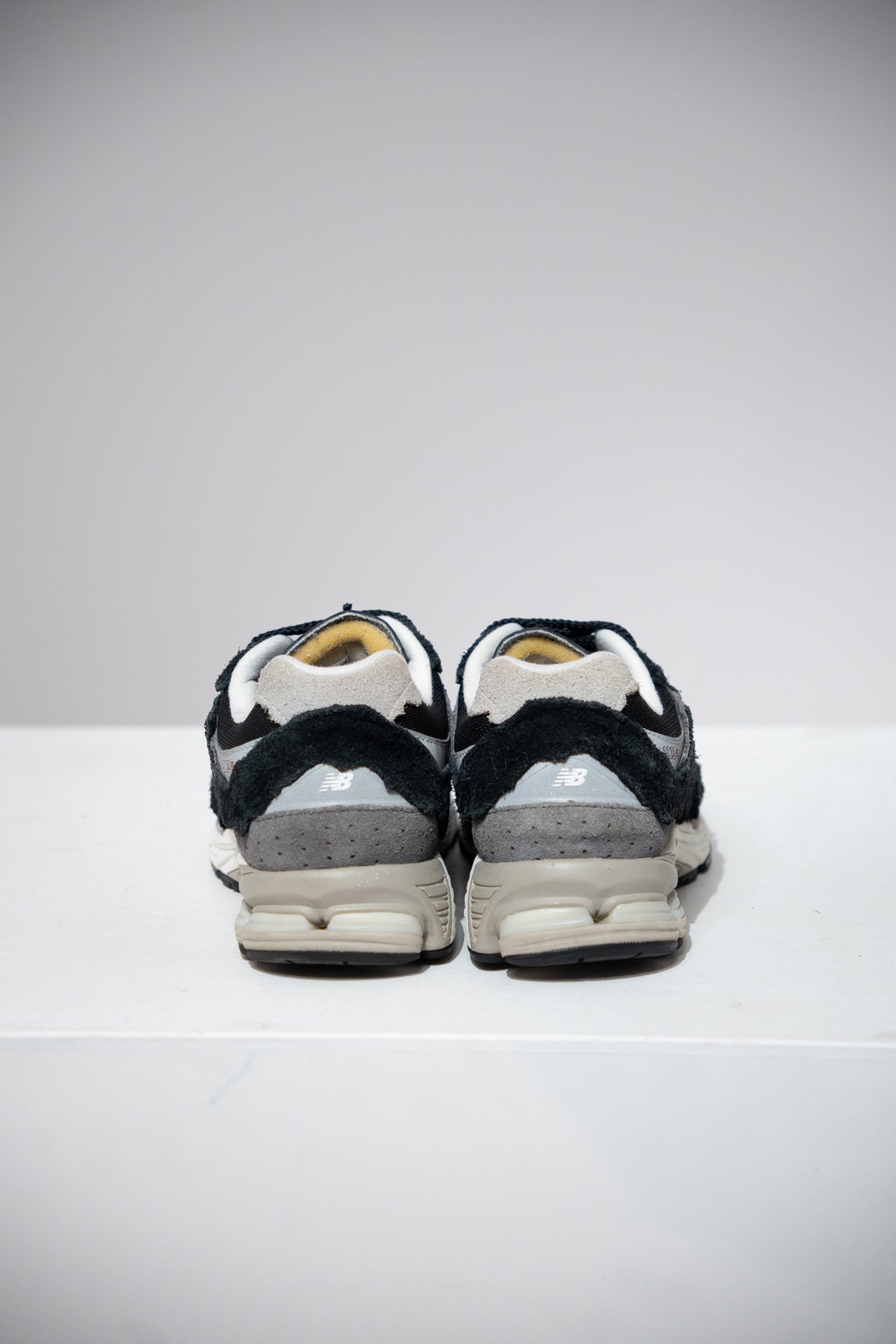 New Balance 2002R Protection Pack Black (Taille 40)