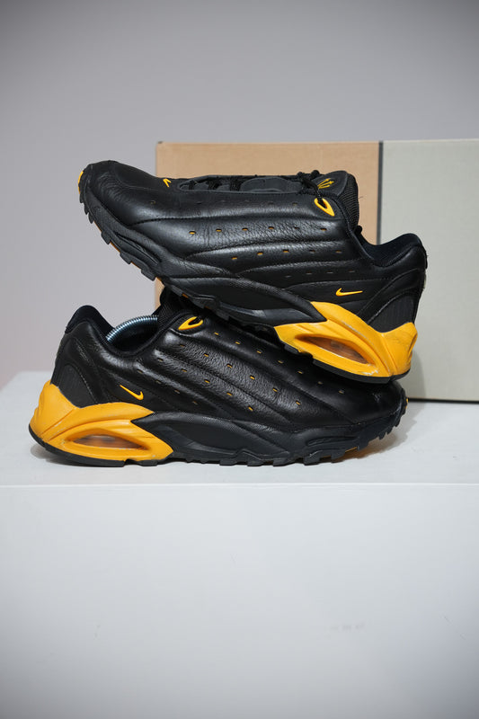Nocta Terra Black university Gold (Taille 44)