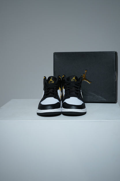 Jordan 1 Mid Taxi (Taille 37,5)