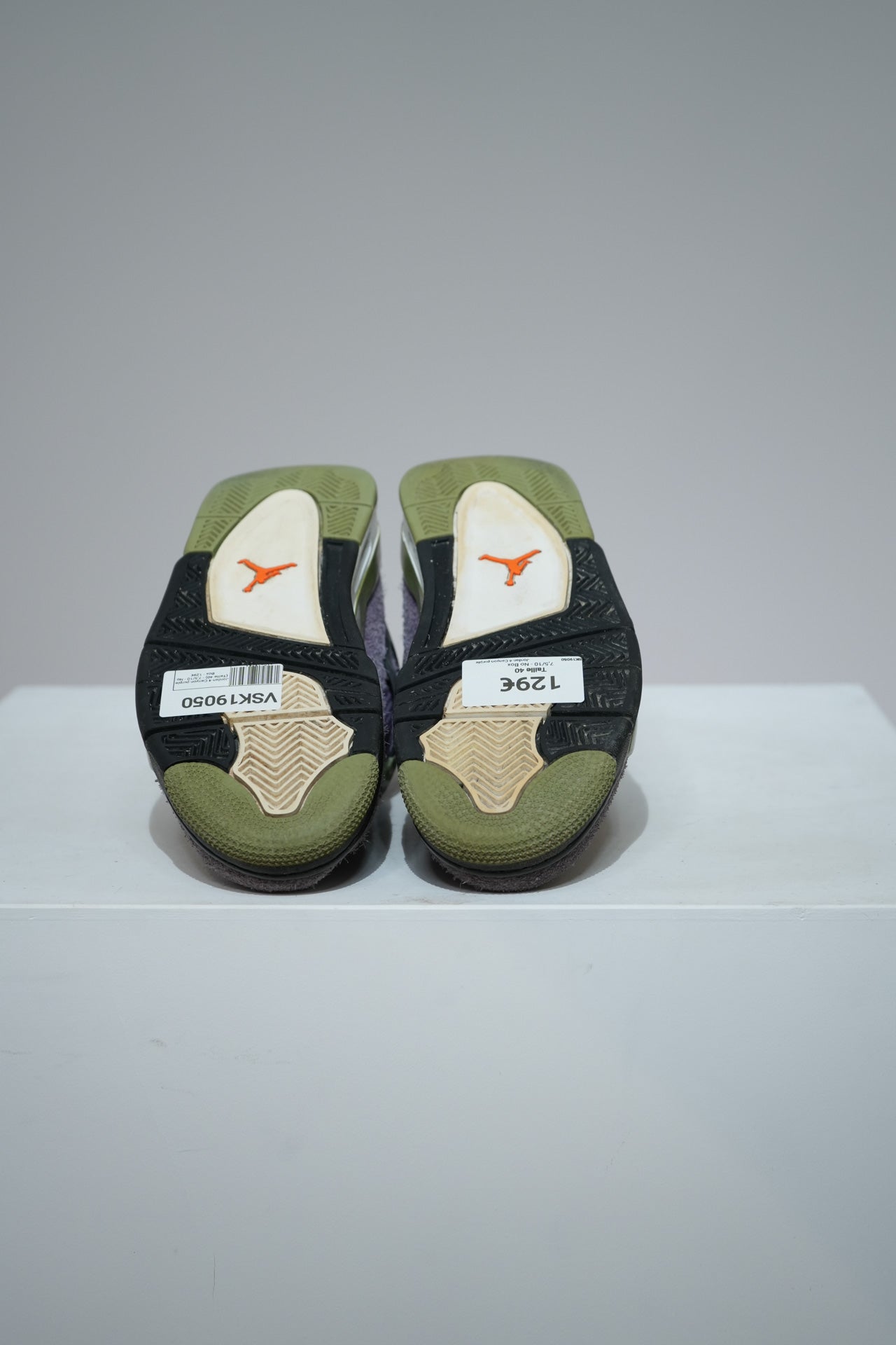 Jordan 4 Canyon purple (Taille 40)