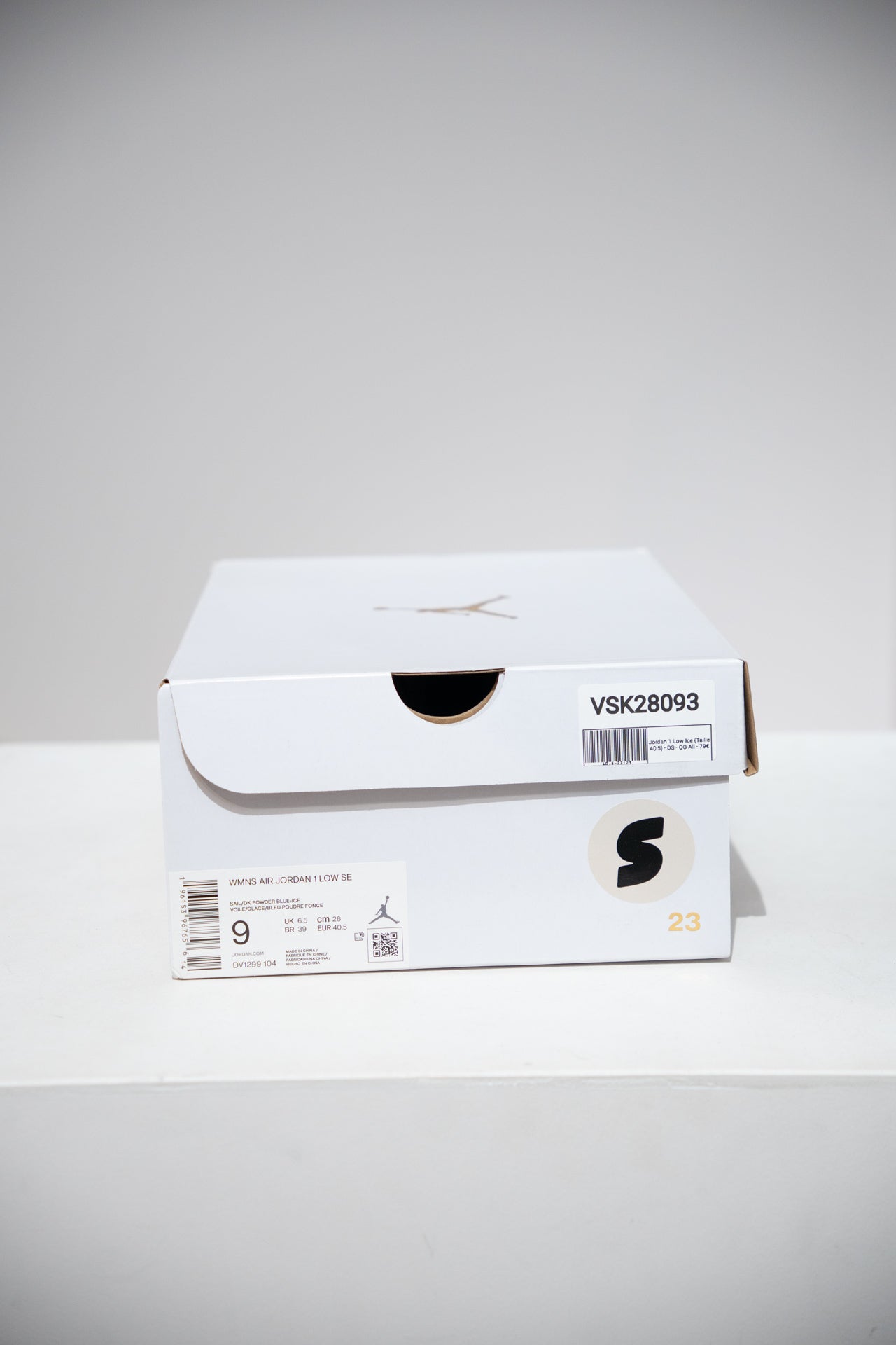 Jordan 1 Low Ice (Taille 40,5)