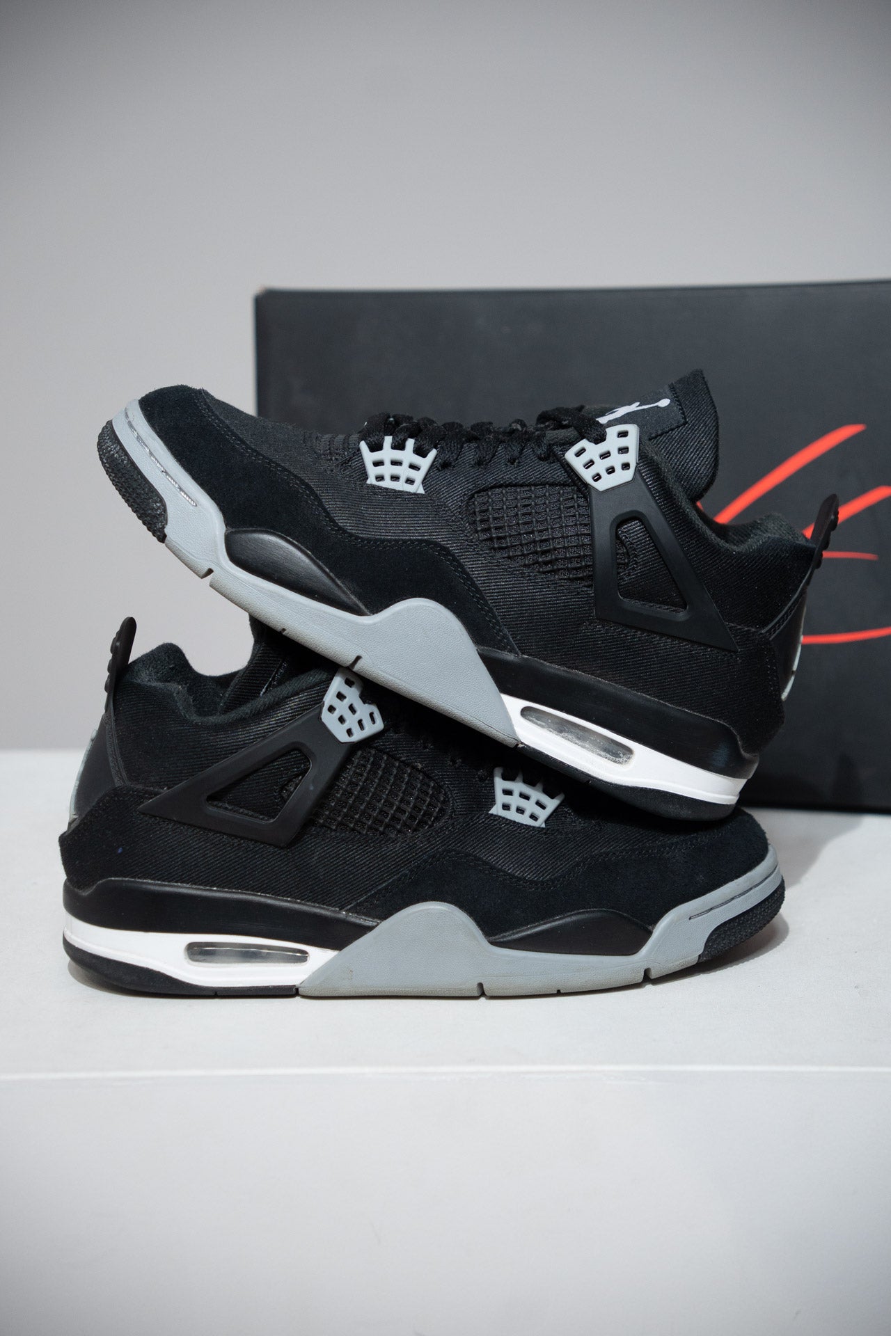Jordan 4 Black Canvas (Taille 41)