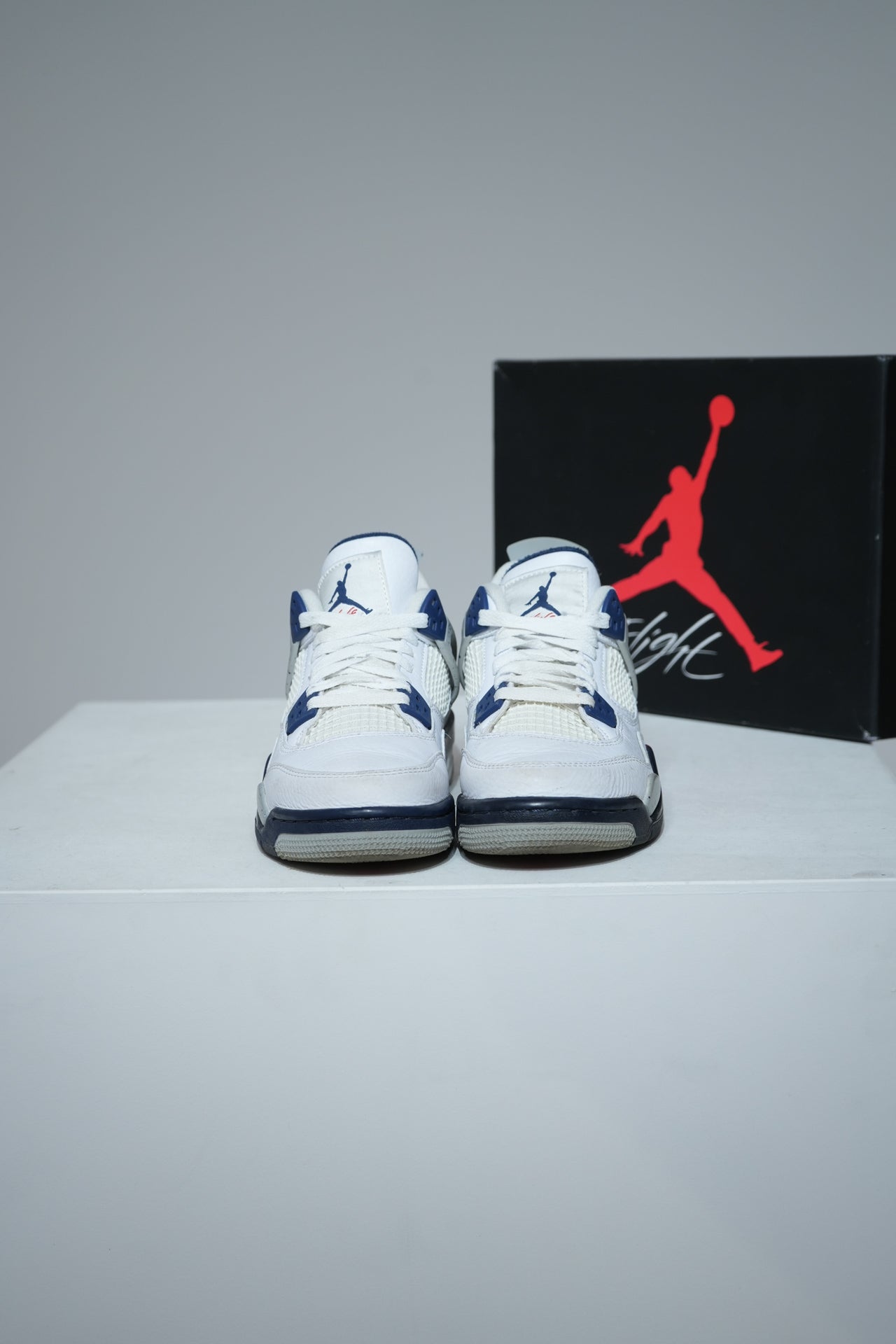 Jordan 4 Midnight Navy GS (Taille 36,5)