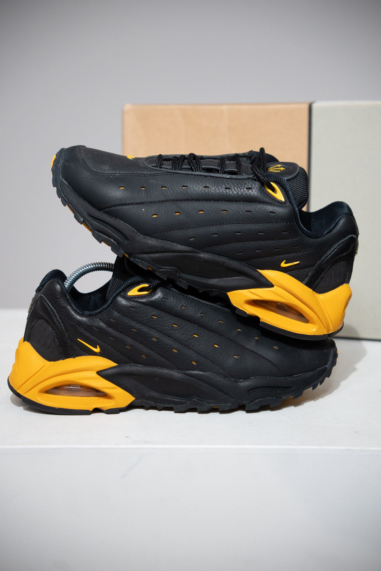 Nocta Hot Step Terra University Gold (Taille 40)