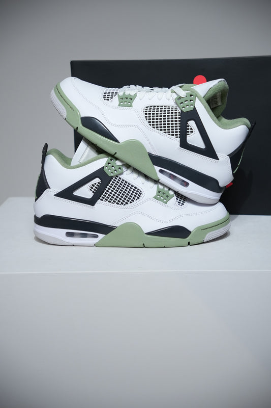 Jordan 4 Seafoam (Taille 37,5)