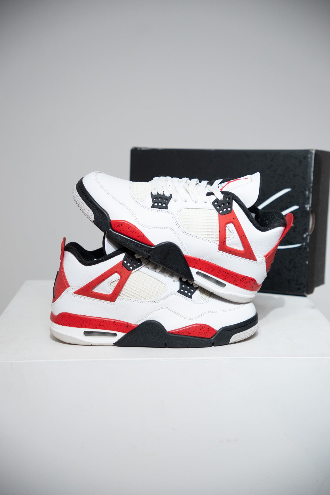 Jordan 4 Red Cement (Taille 42,5)